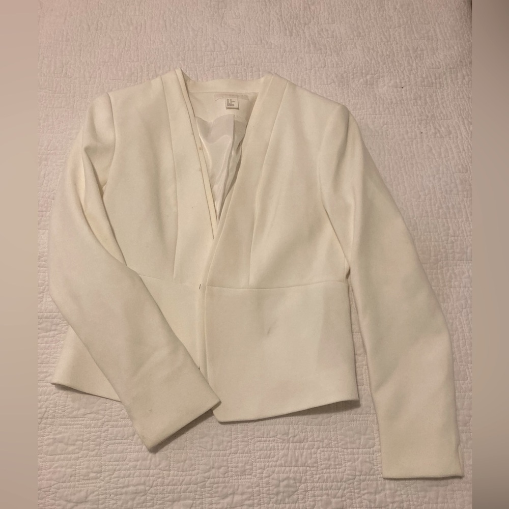 Women’s size 12 H&M ivory blazer